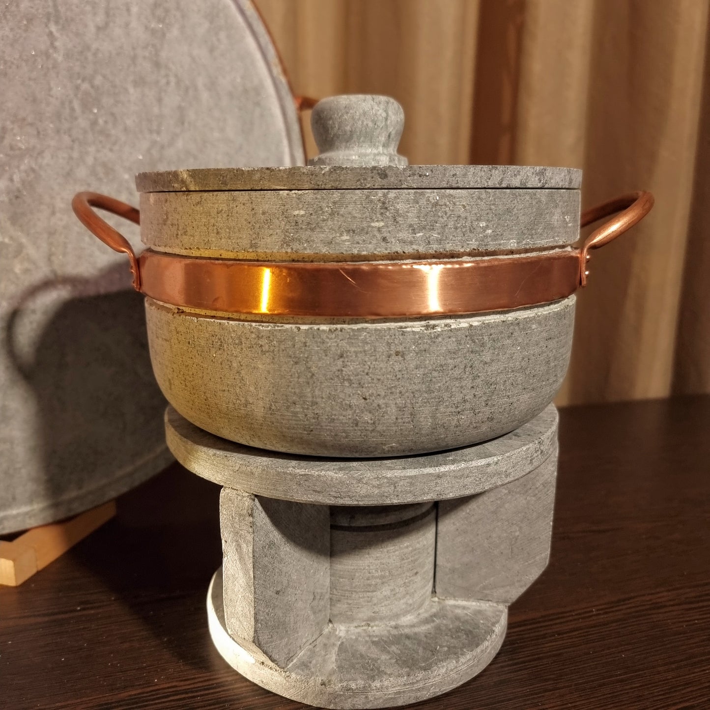 Conjunto Gourmet de Piedra Natural para Churrasco & Fondue – Edición Limitada